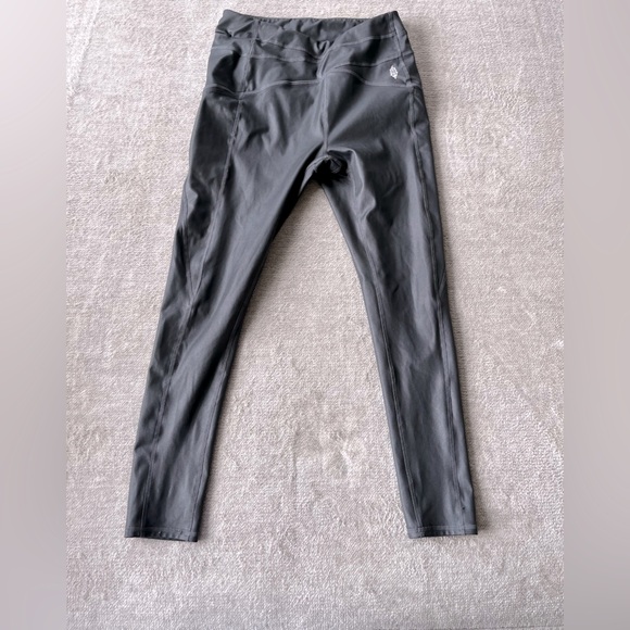 Metallic Grey Free People Movement Leggings Size S - Picture 1 of 4